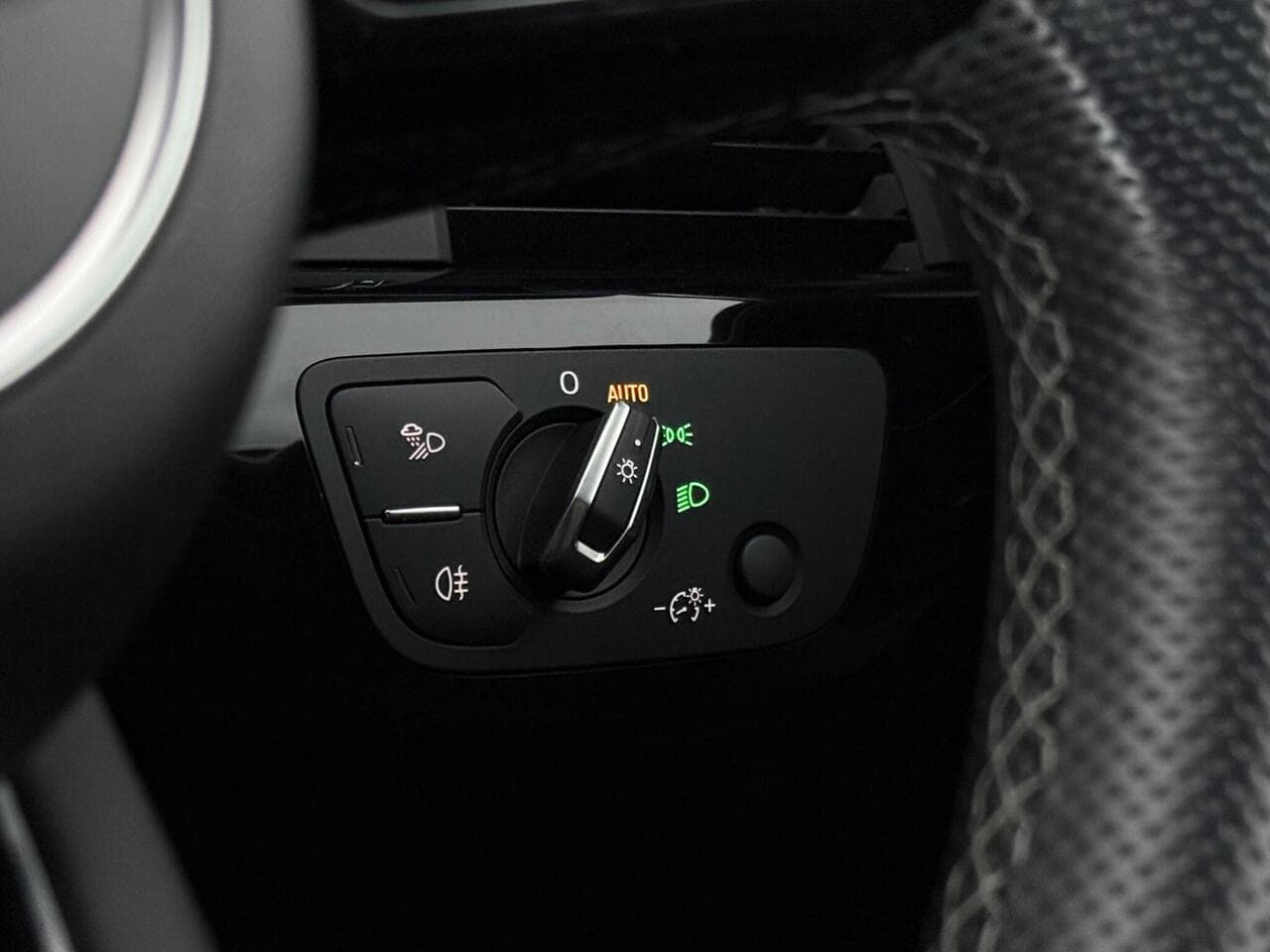 Audi A4 Avant thumbnail Misc Controls