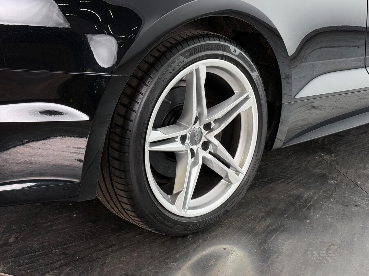 Audi A5 Cabriolet thumbnail Wheel