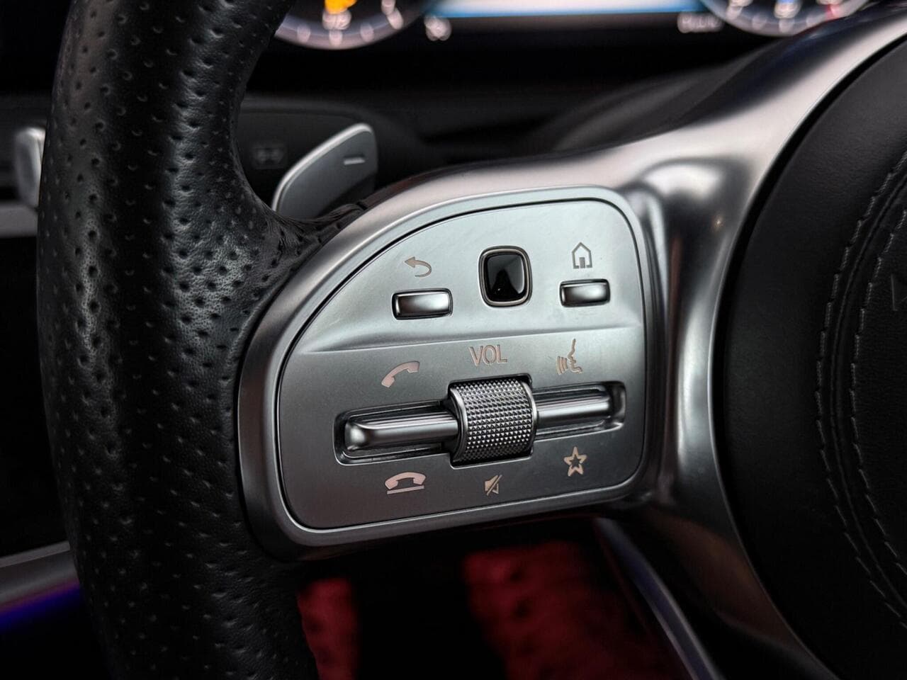 Mercedes-Benz S Class thumbnail Misc Controls