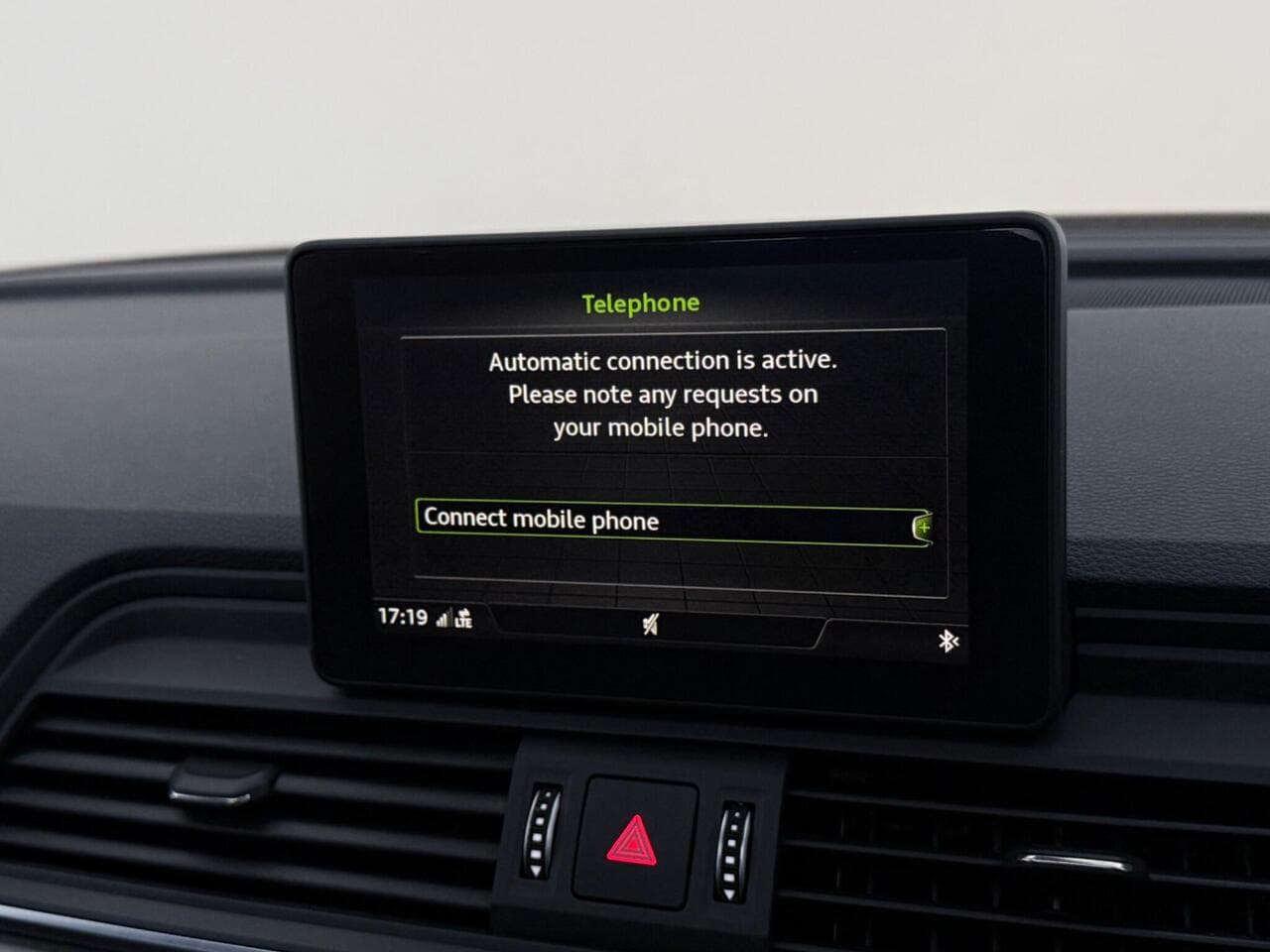Audi Q5 thumbnail Infotainment System
