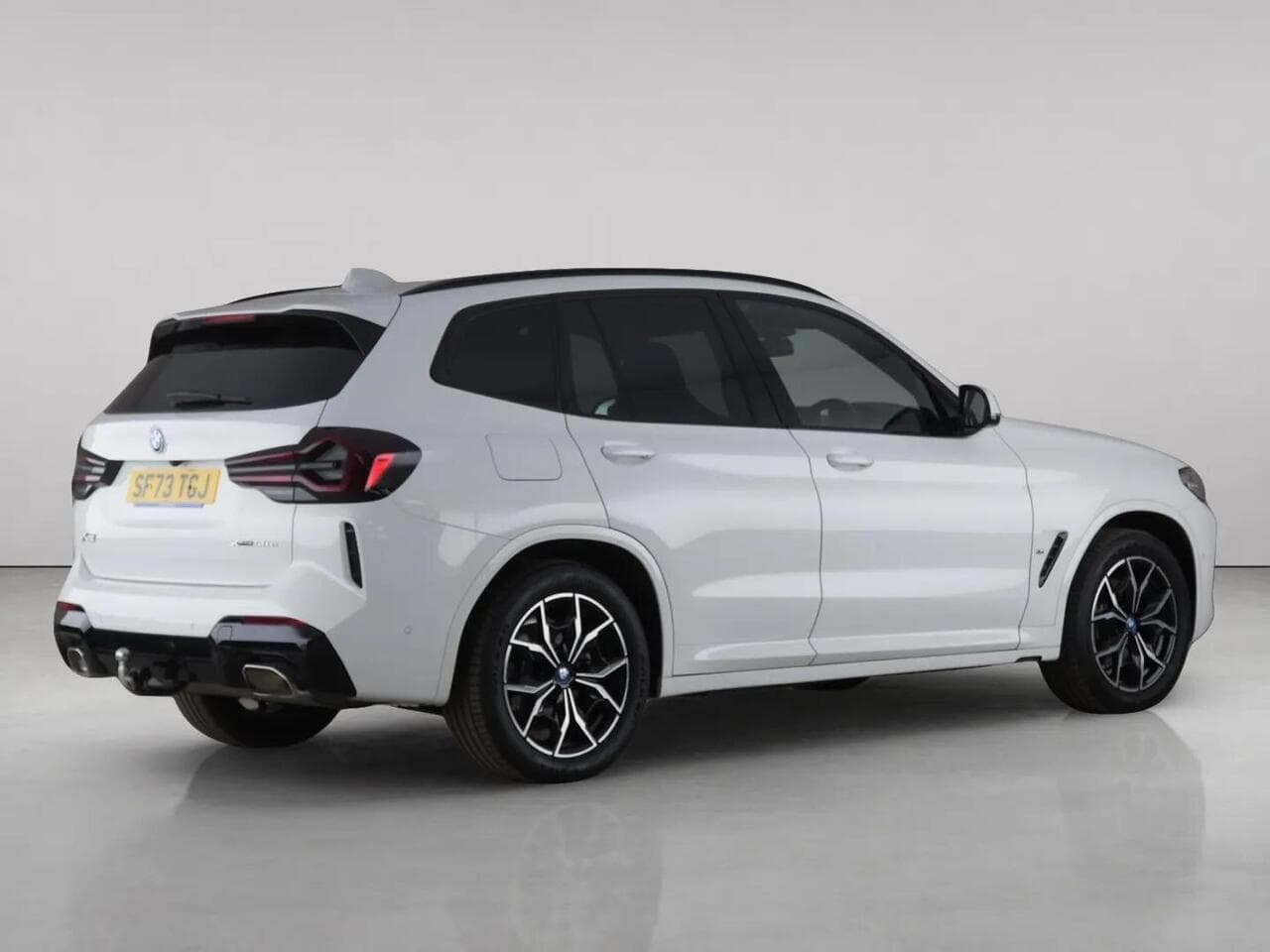 BMW X3 thumbnail Rear Right