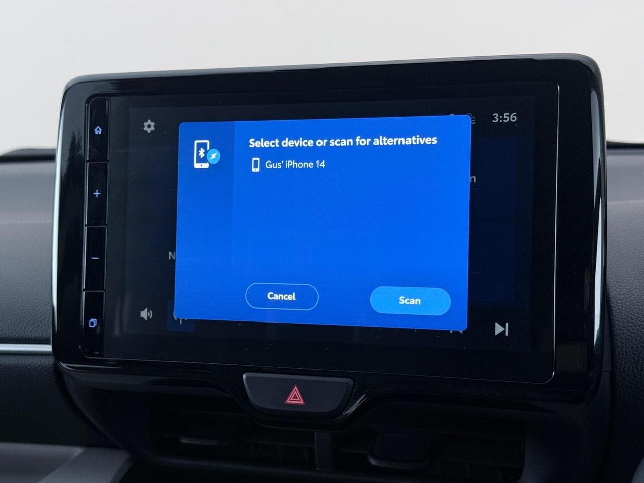Toyota Yaris thumbnail Infotainment System