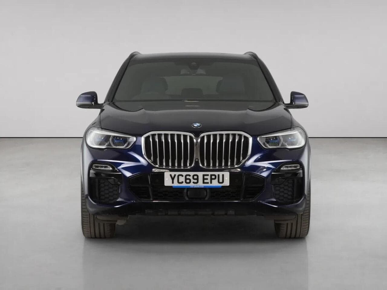 BMW X5 thumbnail Front