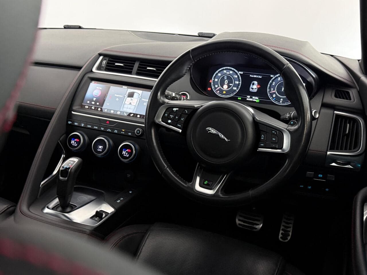 Jaguar E-PACE thumbnail Inconclusive