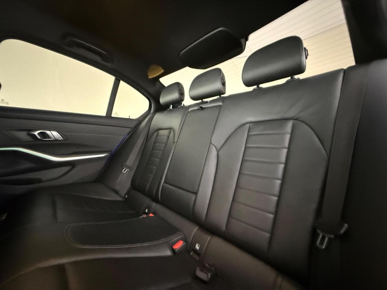 BMW 3 Series thumbnail Seats Rear