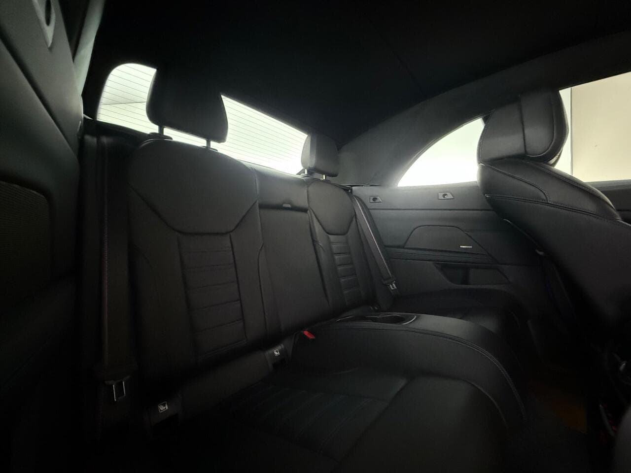 BMW 4 Series thumbnail Seats Rear