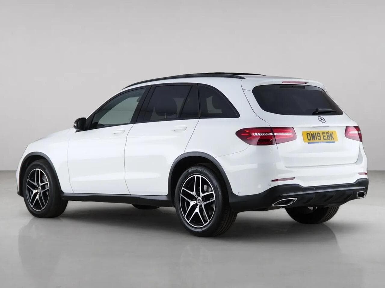 Mercedes-Benz GLC thumbnail Rear Left