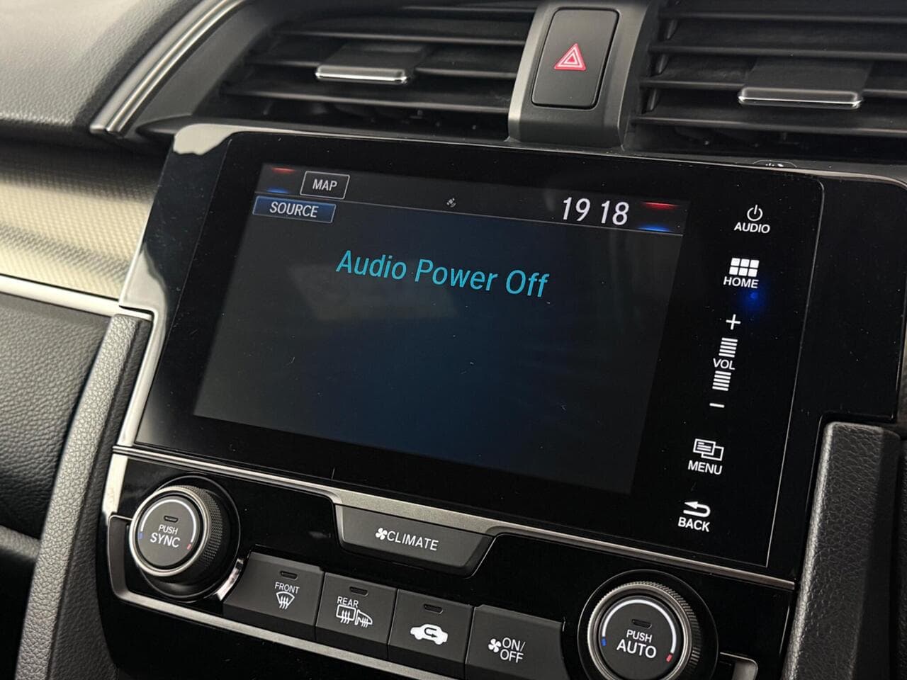 Honda Civic thumbnail Infotainment System
