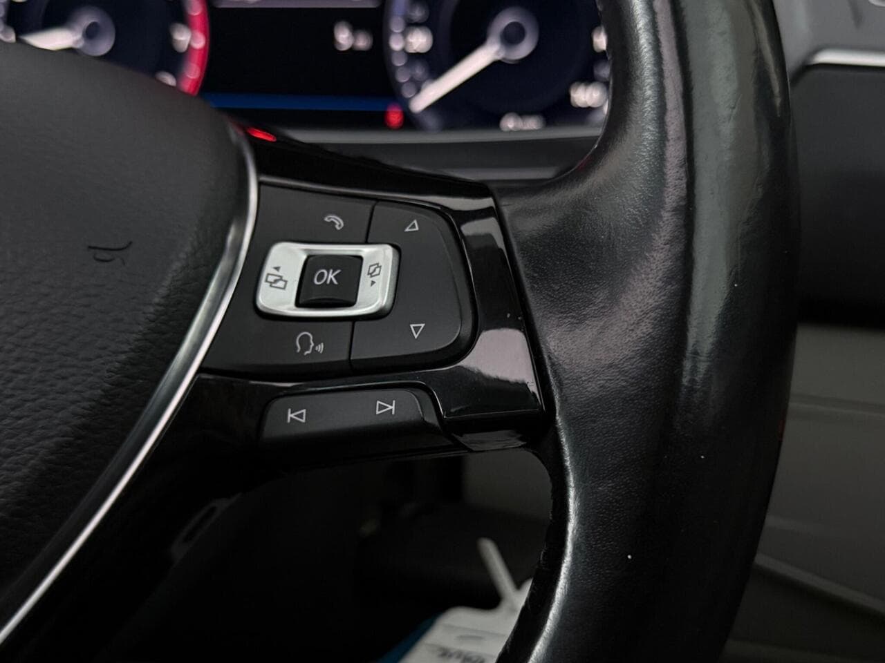 Volkswagen Tiguan thumbnail Misc Controls