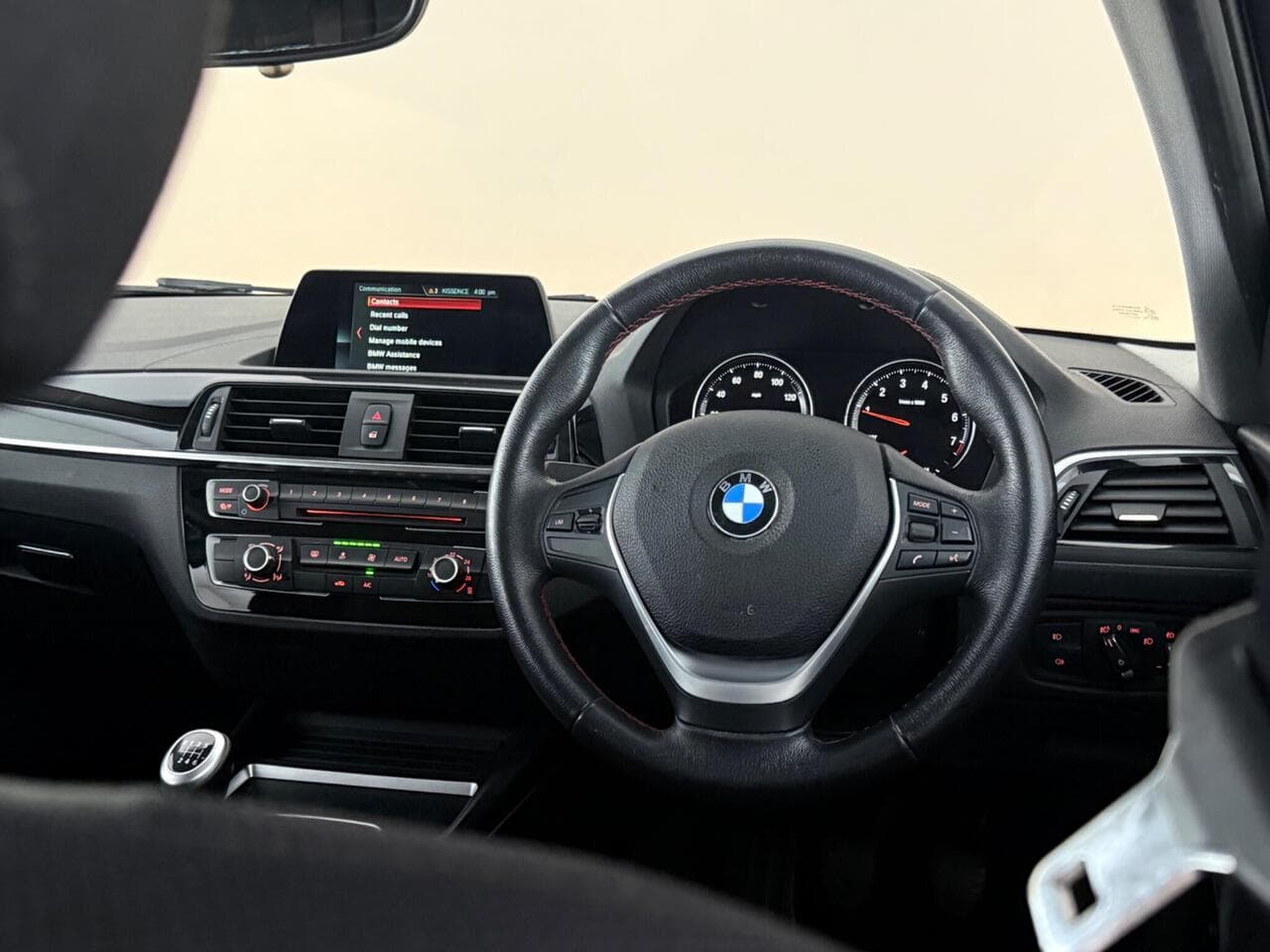 BMW 1 Series thumbnail Steering Wheel