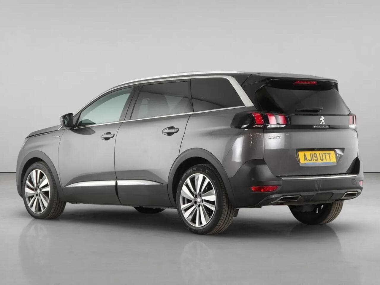 Peugeot 5008 thumbnail Rear Left