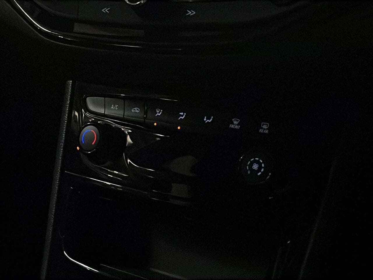 Vauxhall Astra thumbnail Misc Controls