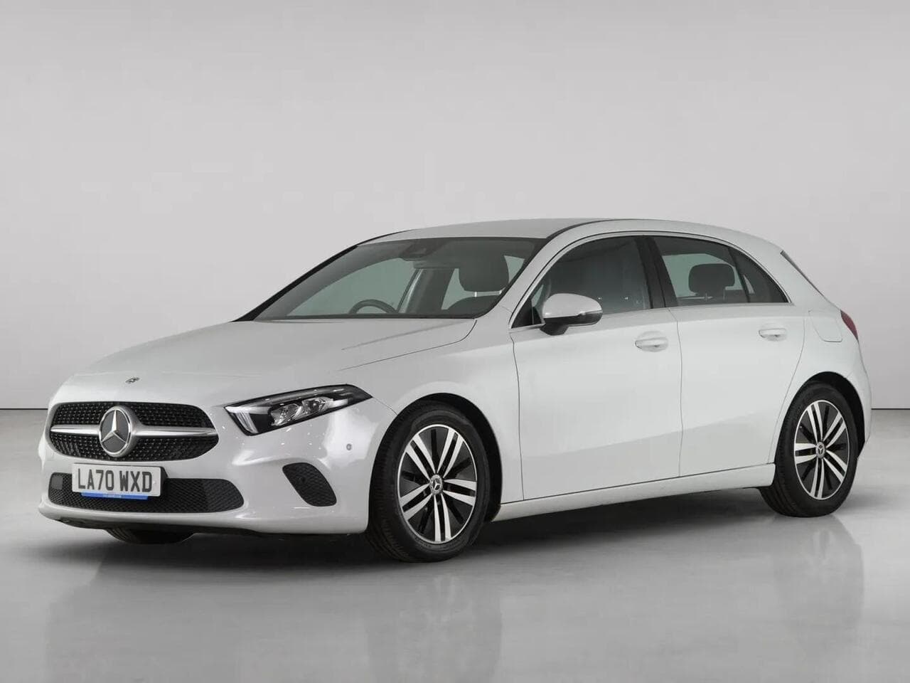 Mercedes-Benz A Class thumbnail Front Left