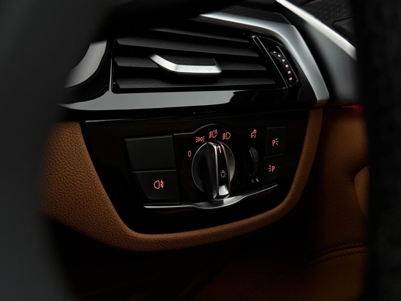BMW 5 Series thumbnail Misc Controls