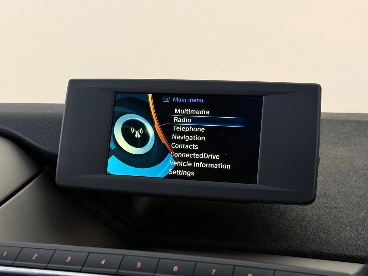 BMW i3 thumbnail Infotainment System