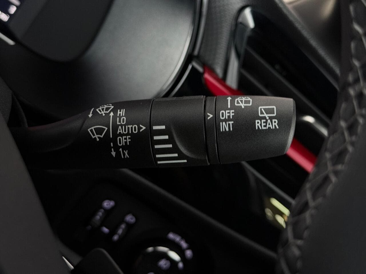Vauxhall Corsa thumbnail Misc Controls