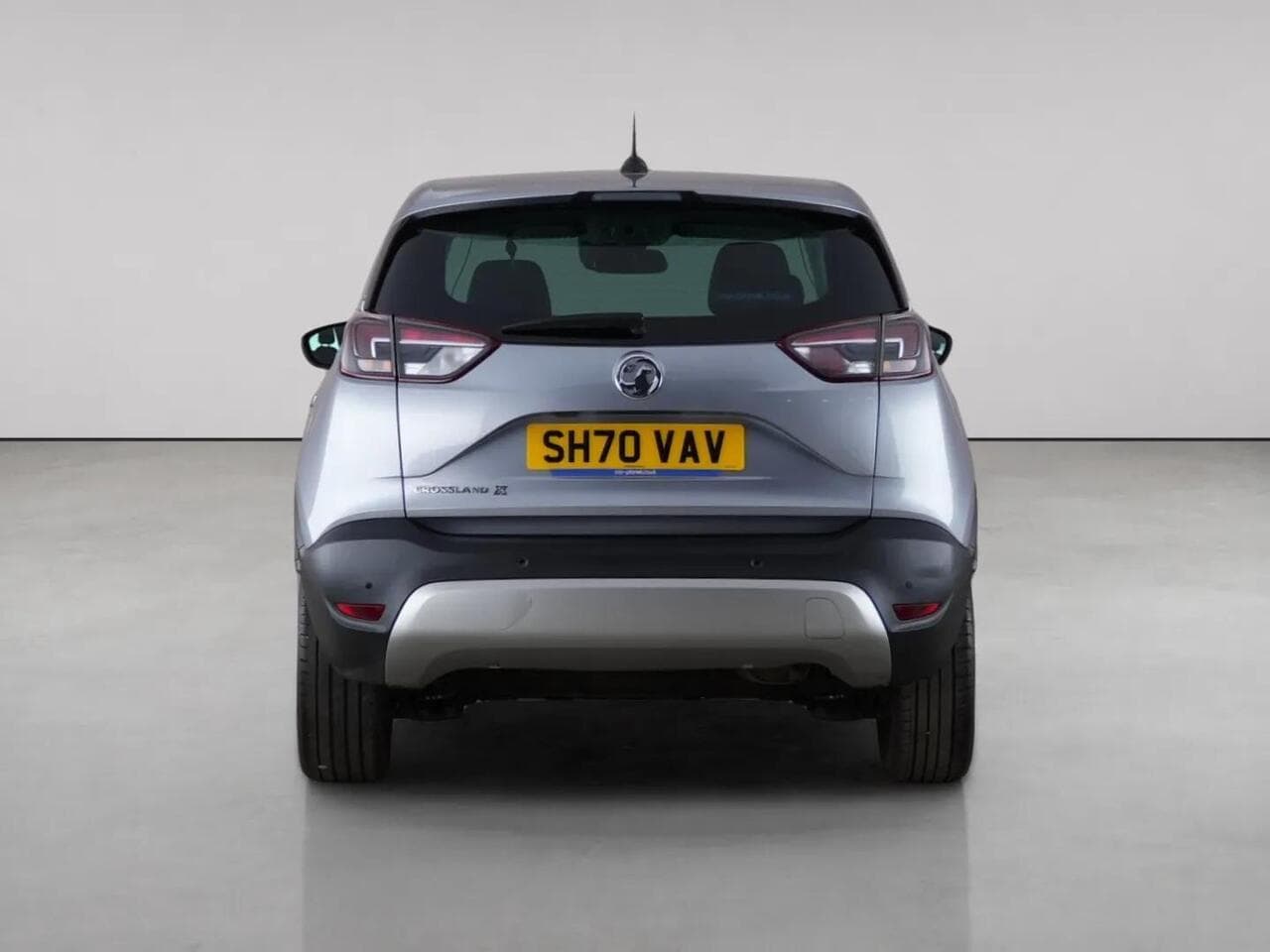 Vauxhall Crossland X thumbnail Rear