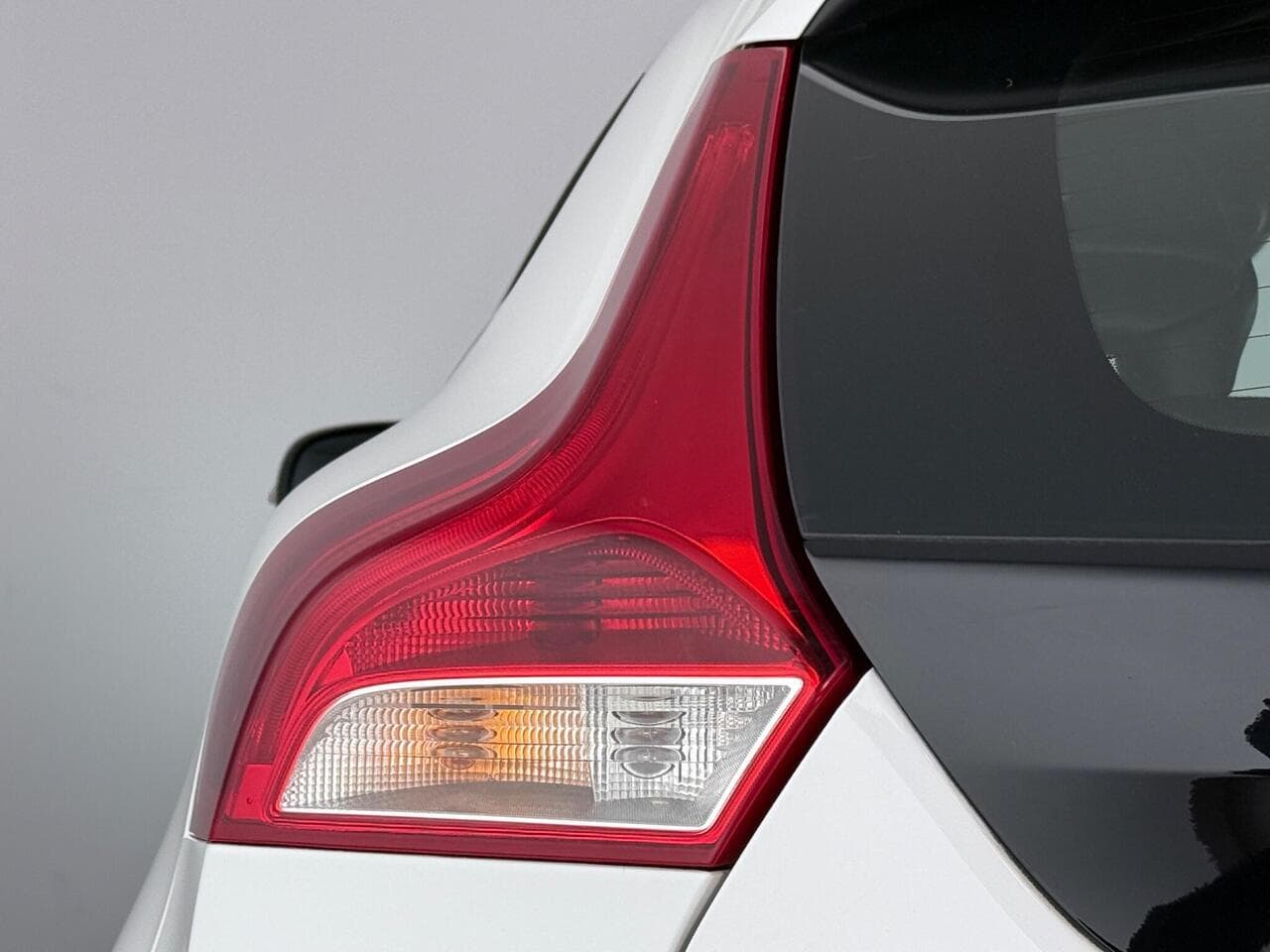 Volvo V40 thumbnail Lights Rear
