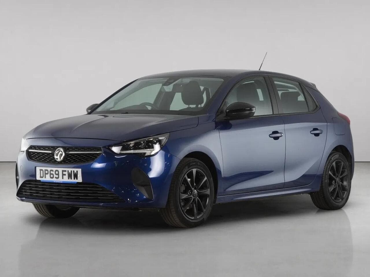 Vauxhall Corsa thumbnail Front Left
