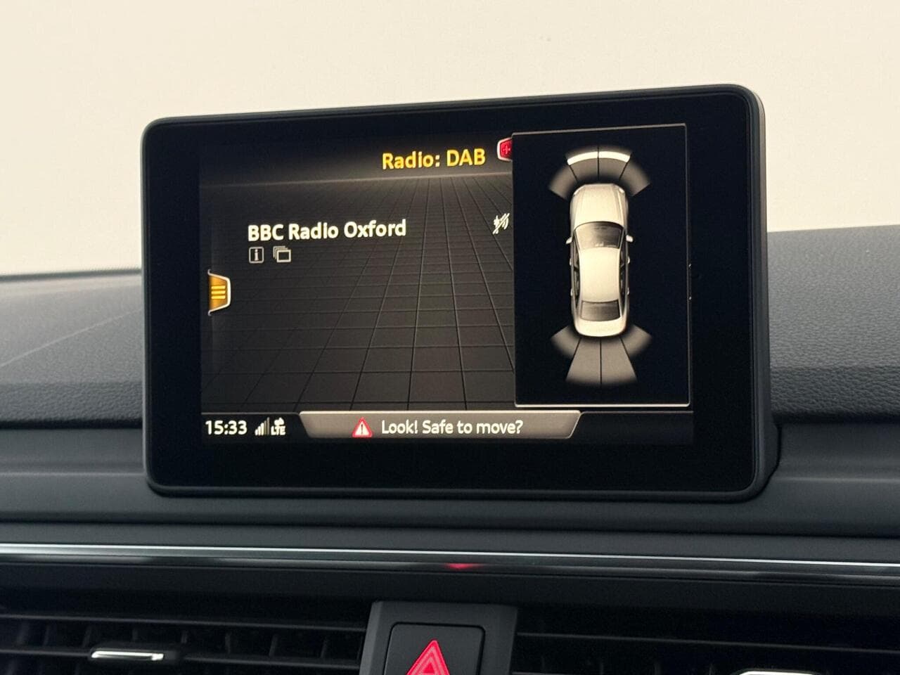 Audi A4 thumbnail Infotainment System