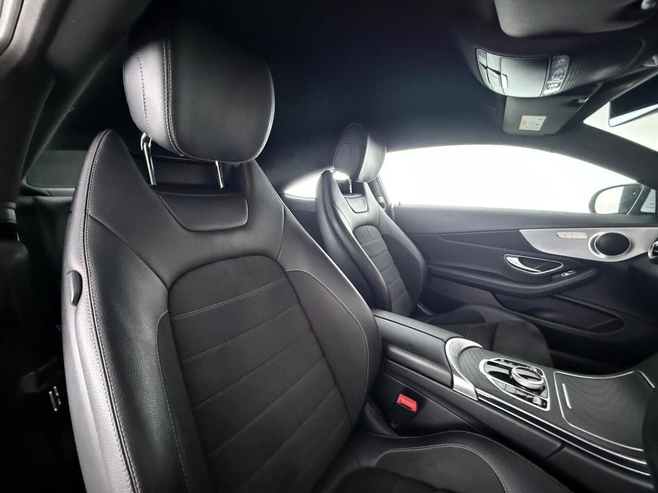 Mercedes-Benz C Class thumbnail Seat Driver