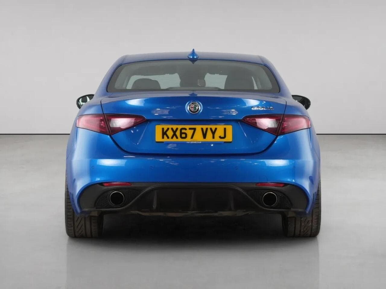 Alfa Romeo Giulia thumbnail Rear