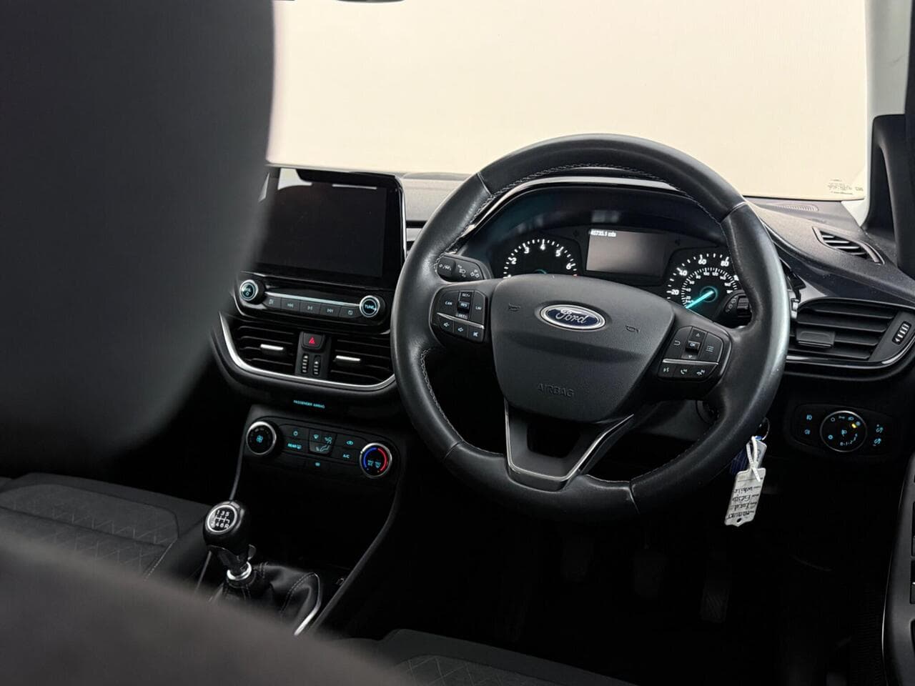 Ford Fiesta thumbnail Steering Wheel