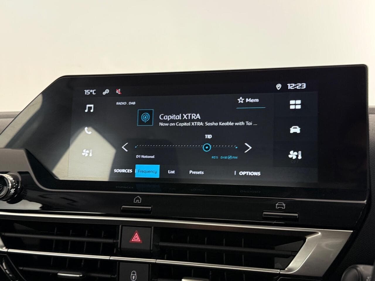 Citroen C4 thumbnail Infotainment System