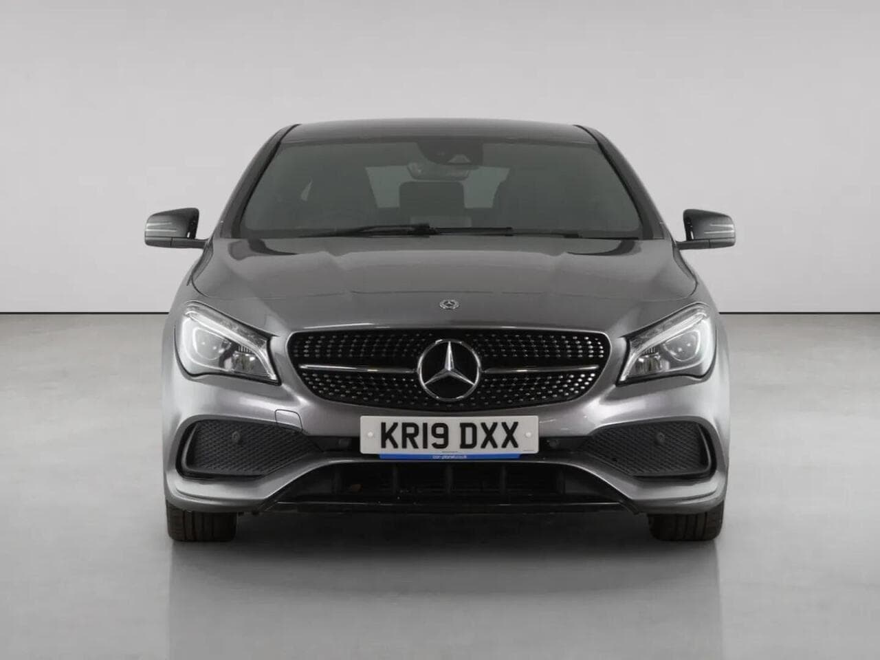 Mercedes-Benz CLA thumbnail Front