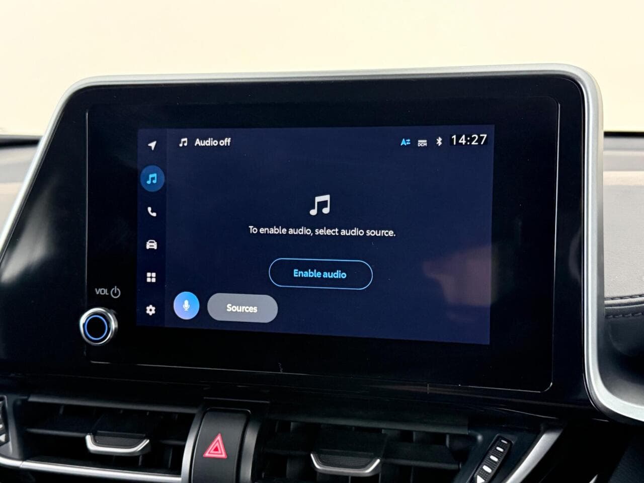 Toyota C-HR thumbnail Infotainment System
