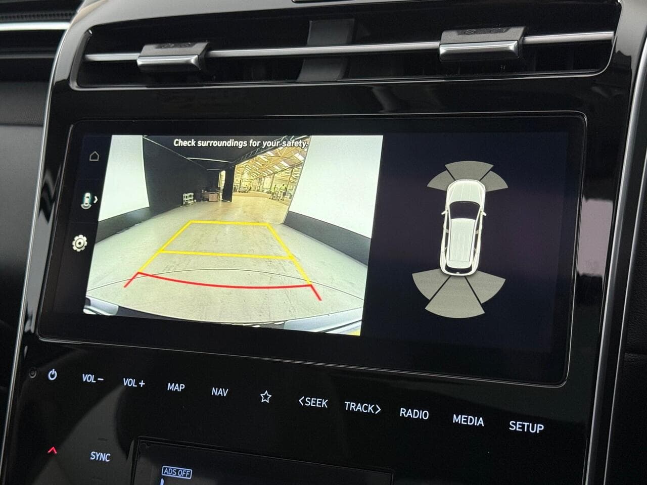 Hyundai TUCSON thumbnail Infotainment System