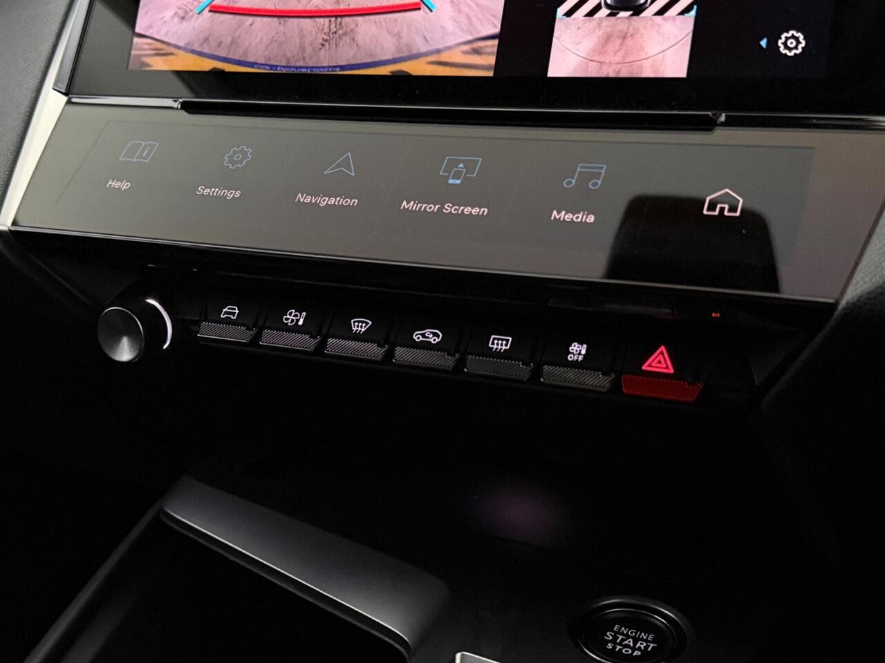 Peugeot 308 thumbnail Infotainment System