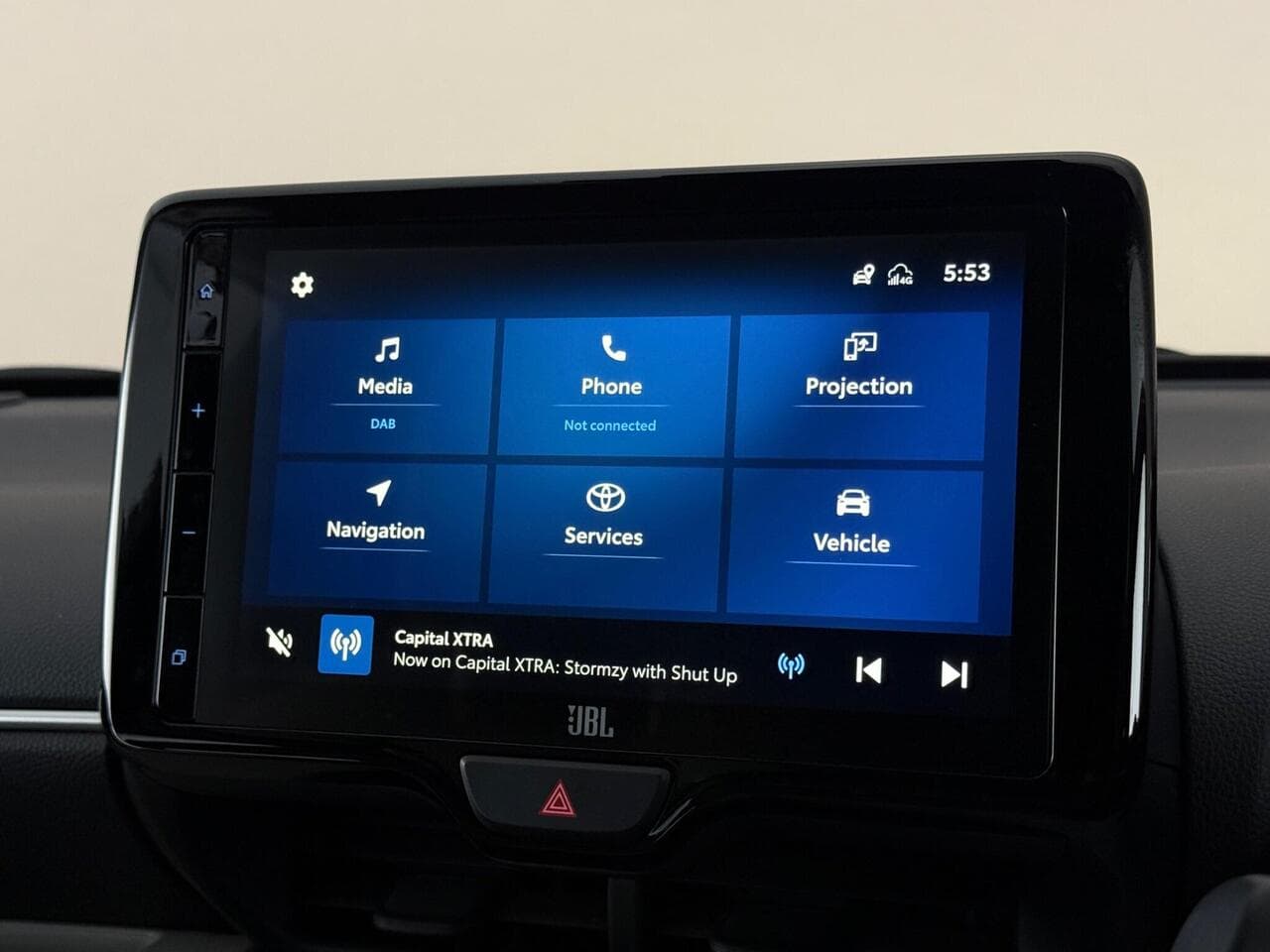 Toyota Yaris thumbnail Infotainment System