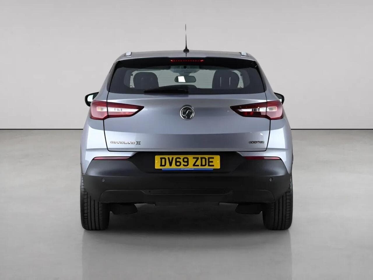 Vauxhall Grandland X thumbnail Rear