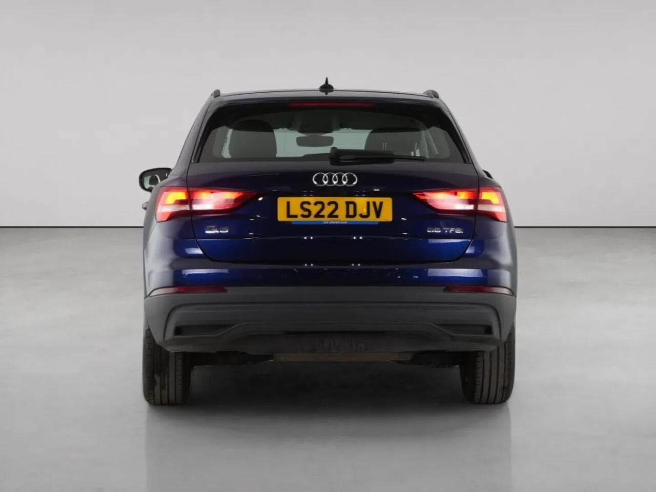 Audi Q3 thumbnail Rear