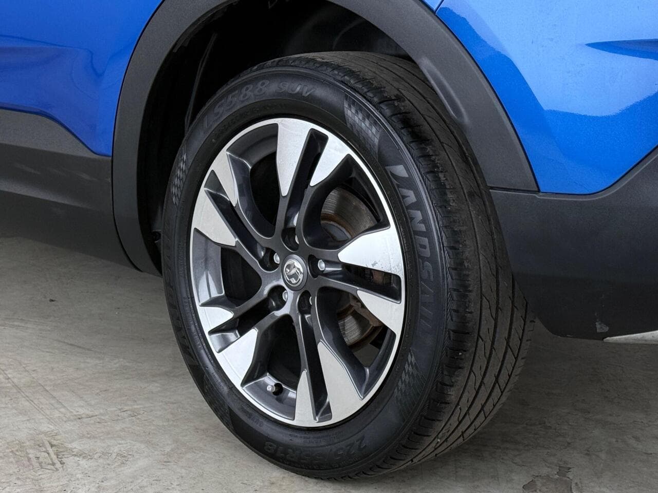 Vauxhall Grandland X thumbnail Wheel