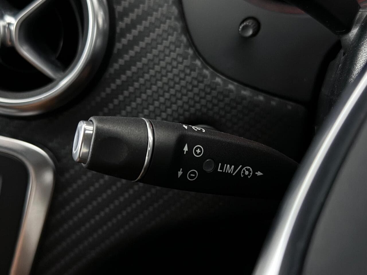 Mercedes-Benz A Class thumbnail Misc Controls