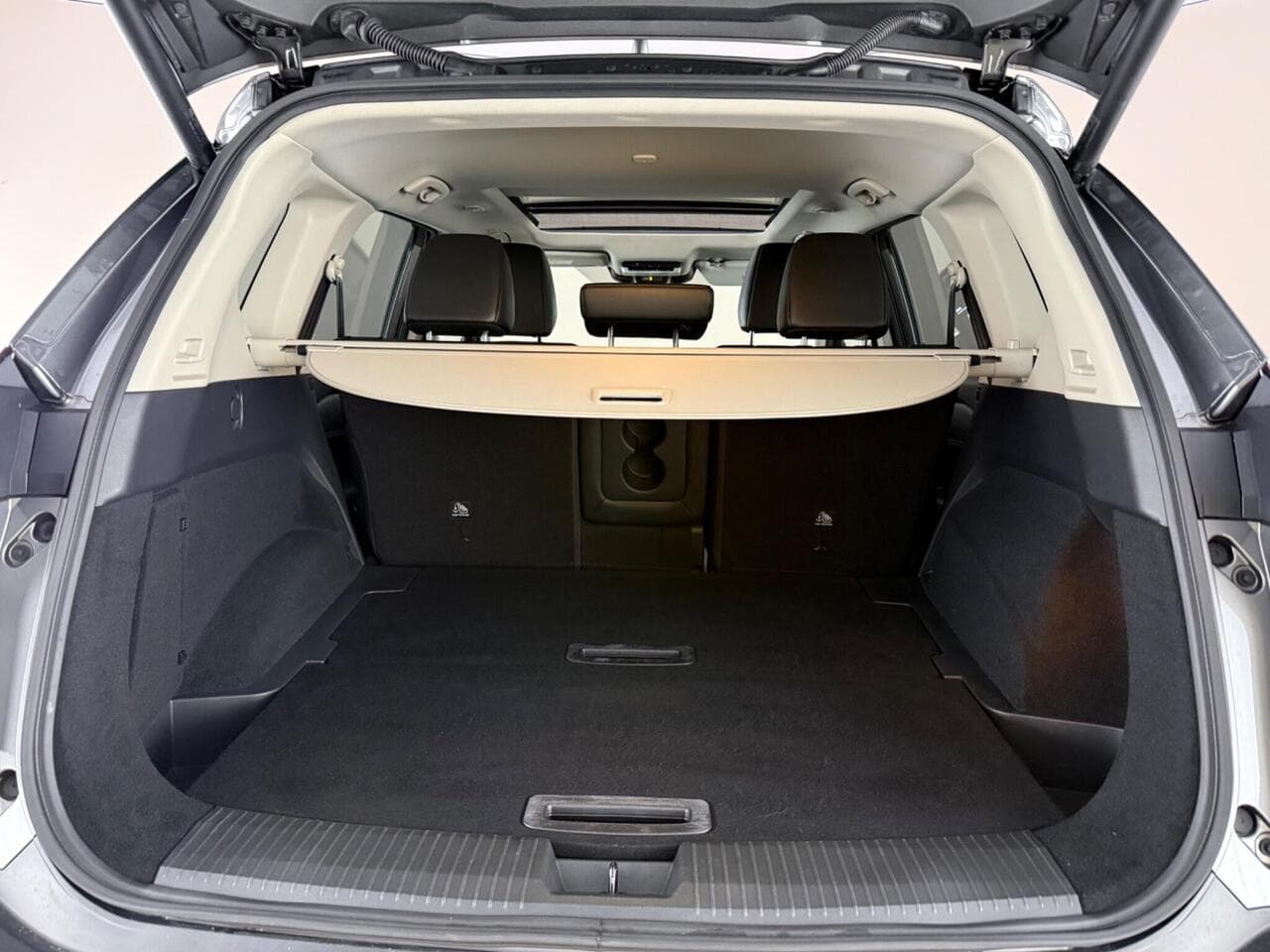 Nissan X-Trail thumbnail Boot