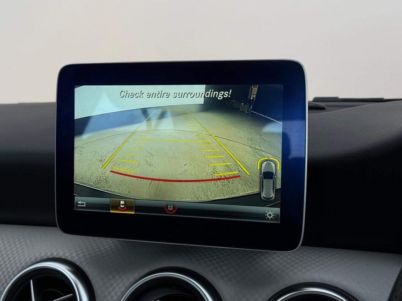Mercedes-Benz A Class thumbnail Infotainment System