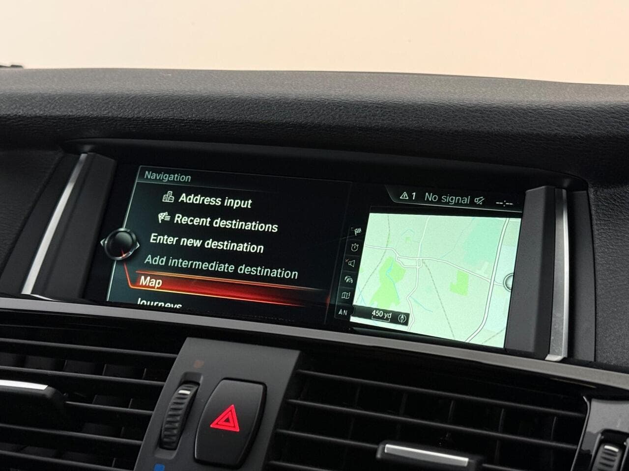 BMW X3 thumbnail Infotainment System