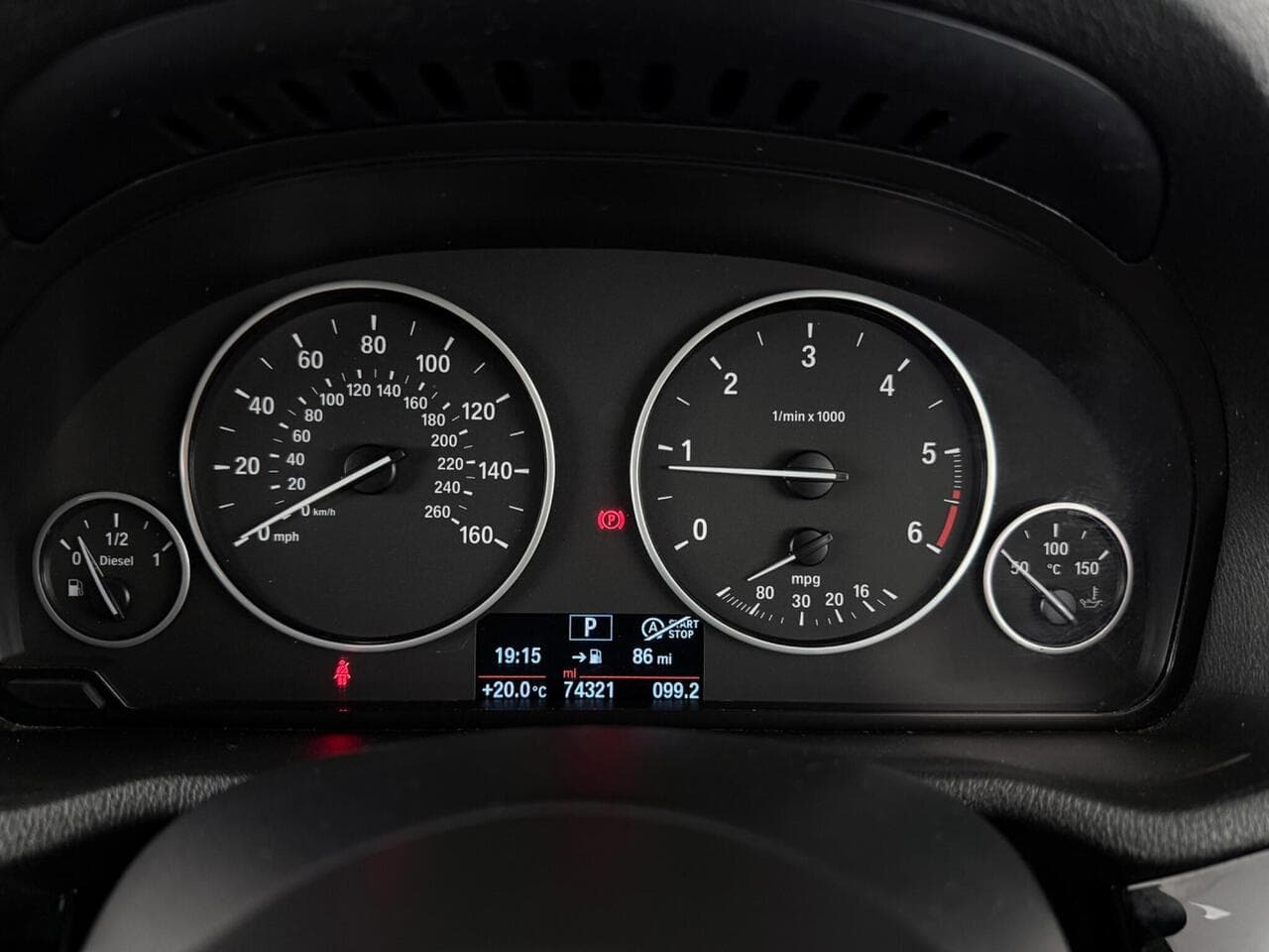 BMW X3 thumbnail Driver Instruments
