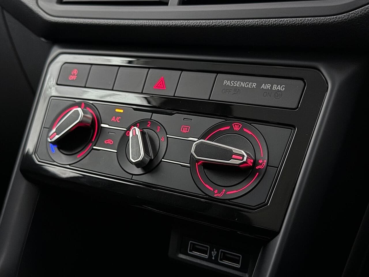 Volkswagen T-Cross thumbnail Misc Controls