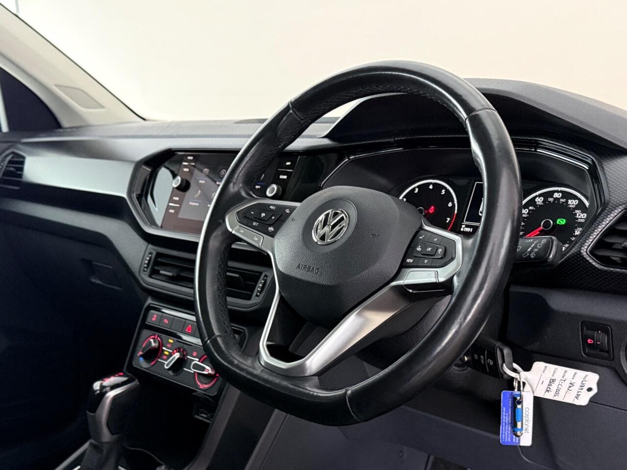 Volkswagen T-Cross thumbnail Inconclusive