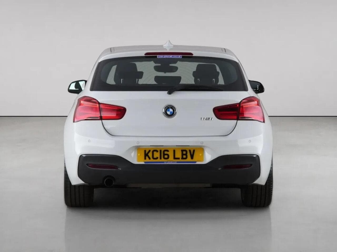 BMW 1 Series thumbnail Rear