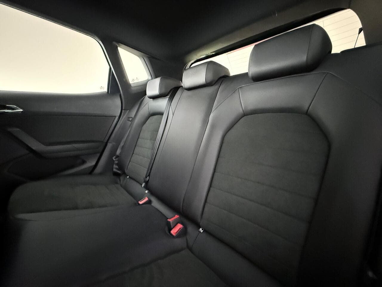 SEAT Arona thumbnail Seats Rear