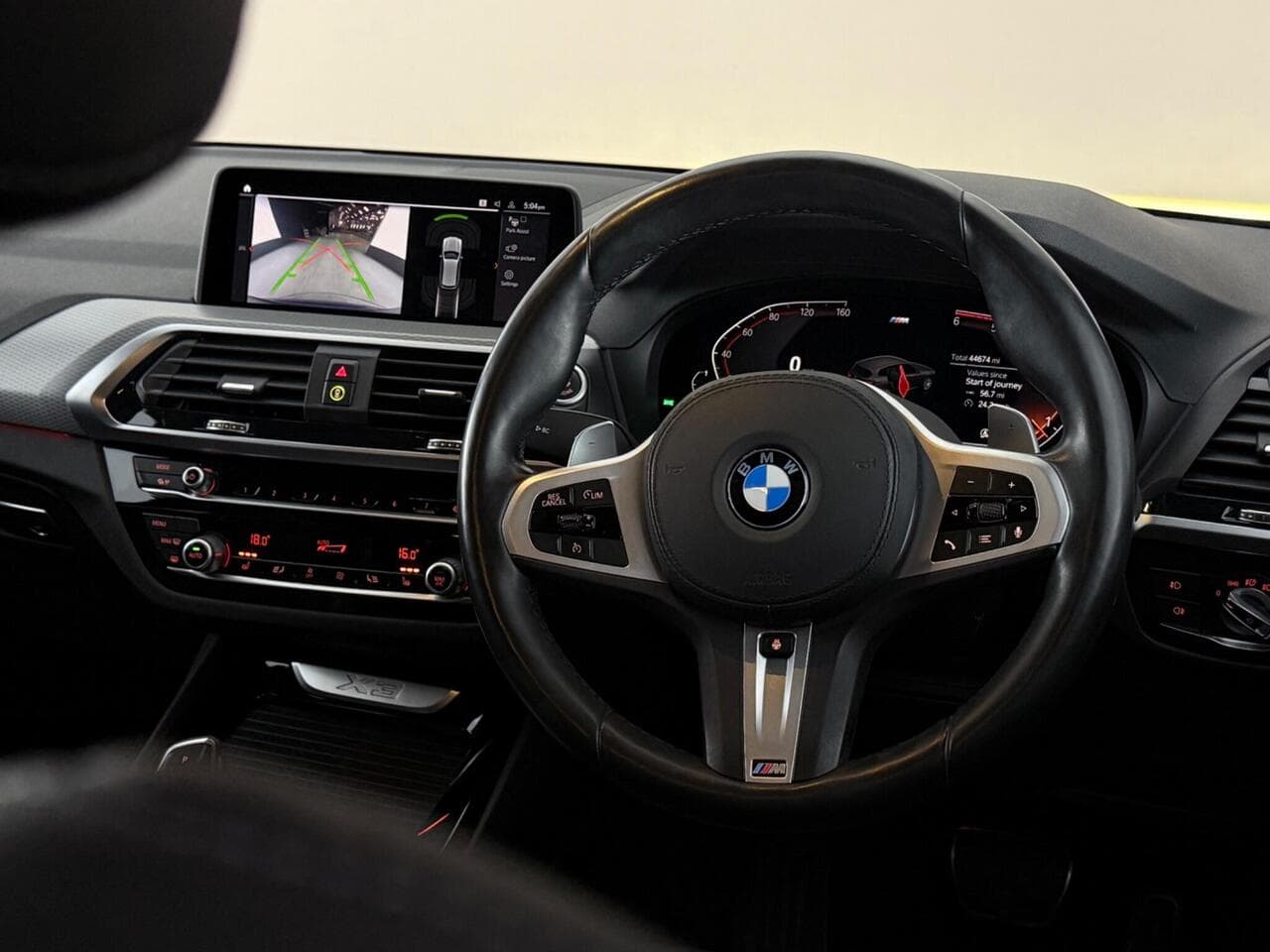 BMW X3 thumbnail Steering Wheel