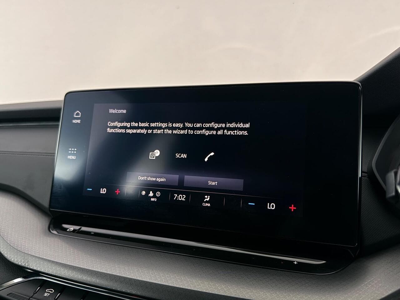 Skoda Octavia thumbnail Infotainment System