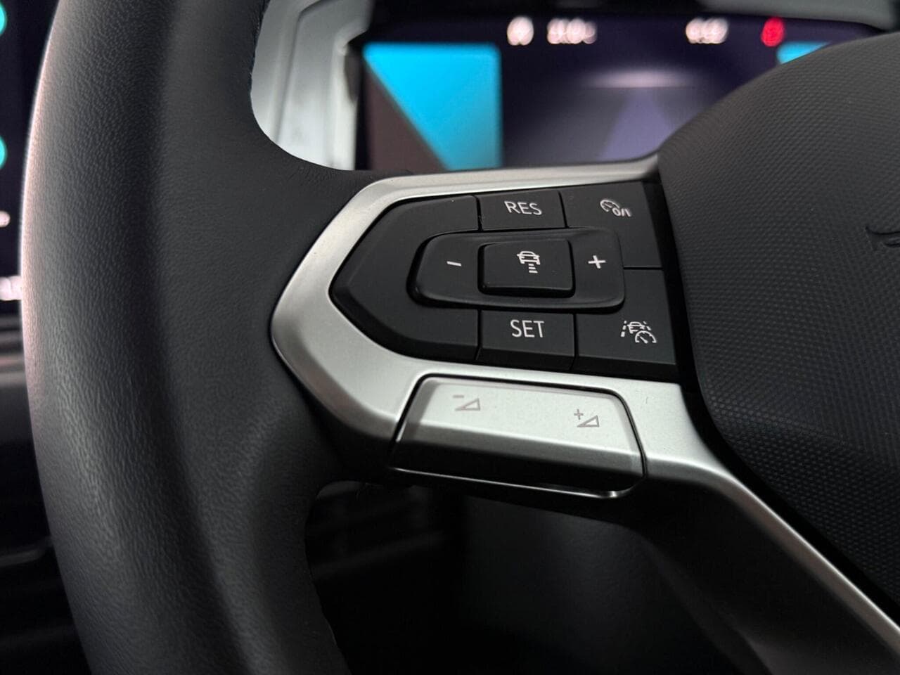 Volkswagen Golf thumbnail Misc Controls