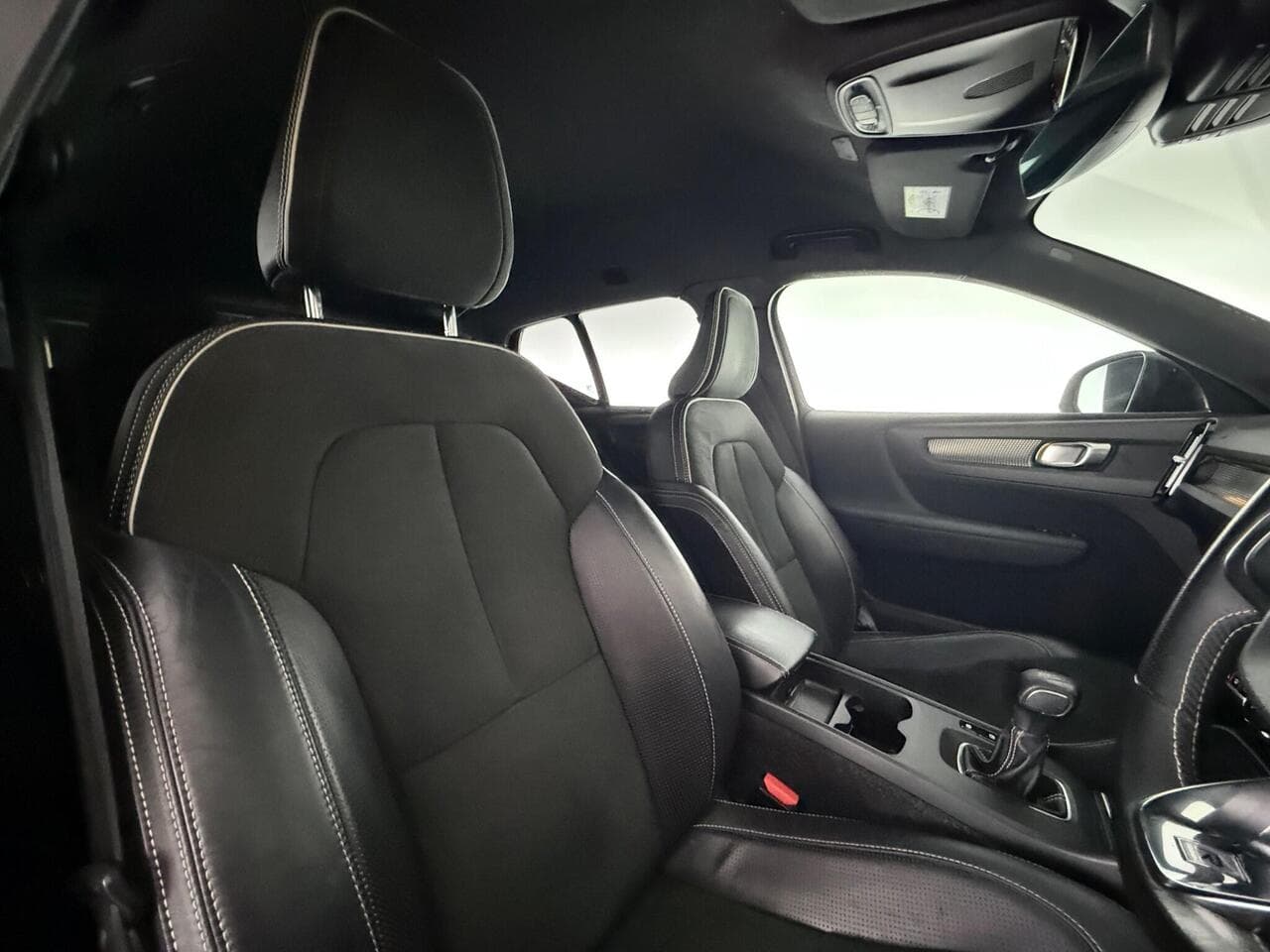 Volvo XC40 thumbnail Seat Driver
