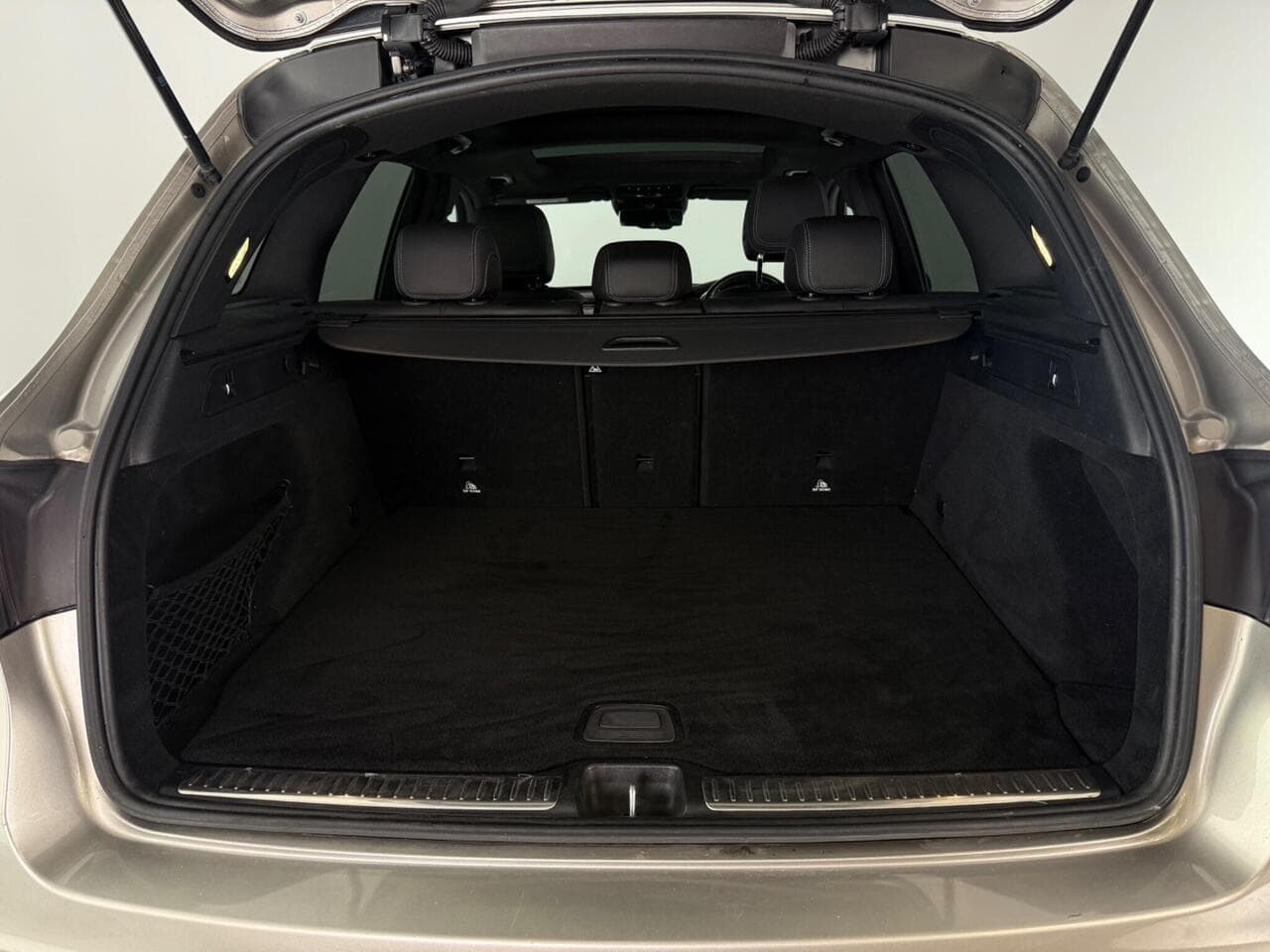Mercedes-Benz GLC thumbnail Boot